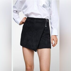 Zara Black Faux Suede Skort